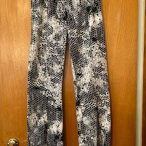Woman’s pants size 2